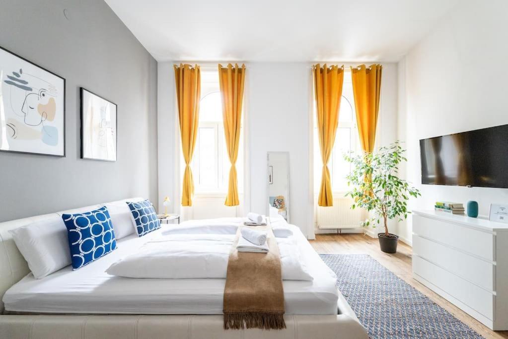 Lite 1Br Near Metro & Center By Hm Appartement Wenen Buitenkant foto