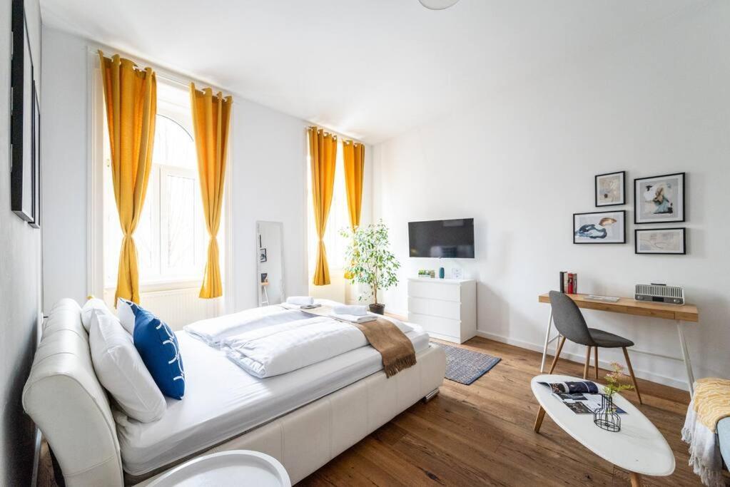 Lite 1Br Near Metro & Center By Hm Appartement Wenen Buitenkant foto