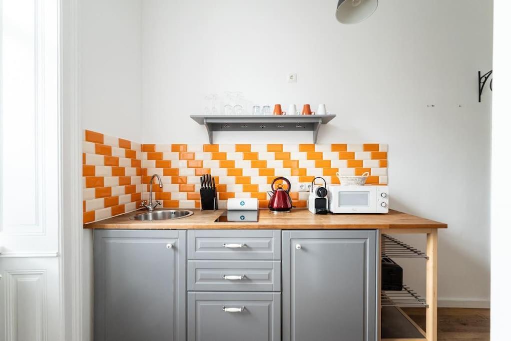 Lite 1Br Near Metro & Center By Hm Appartement Wenen Buitenkant foto